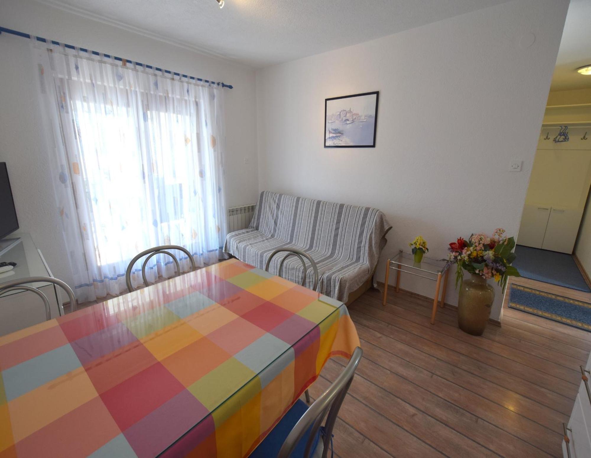 Apartments Martin Малинска Екстериор снимка