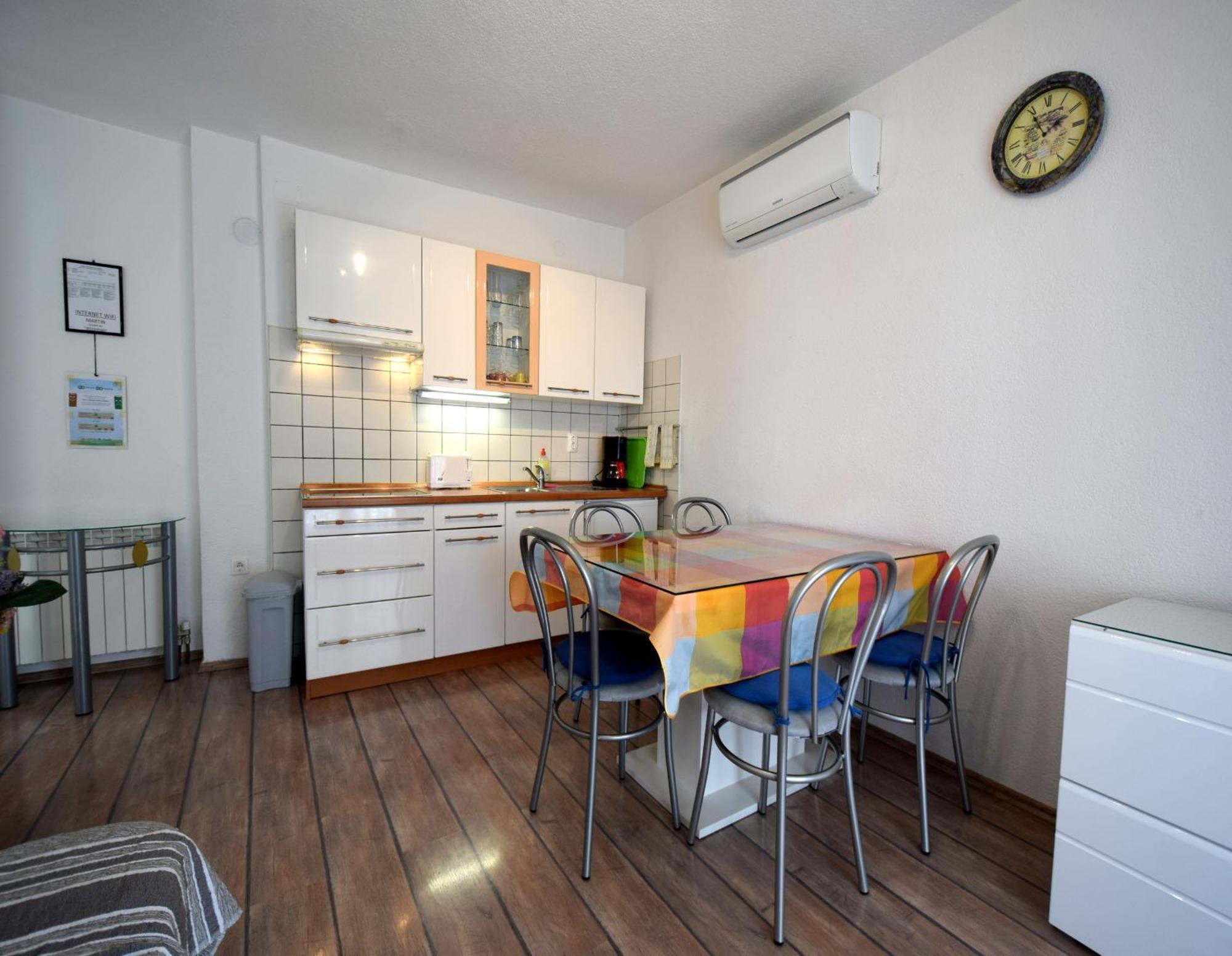 Apartments Martin Малинска Екстериор снимка